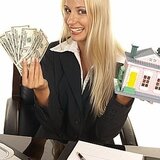 Femeie, secretara - partenera 50 %, cu 2 ani vechime in afaceri imobiliare